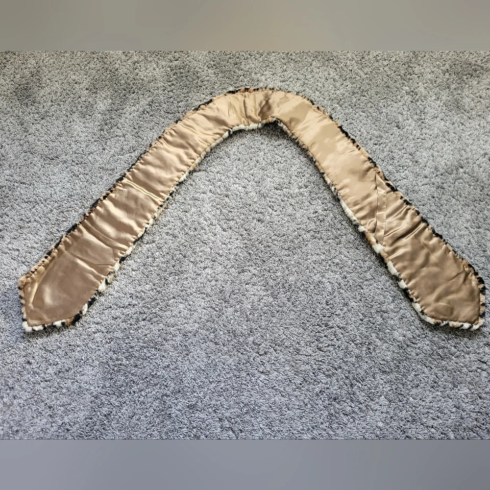 Leopard Print Faux-fur Scarf
